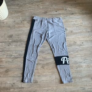 Victoria’s Secret Pink Grey leggings